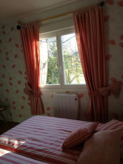 Ferienwohnung Chemin Des Poetes Nevers Exterior foto